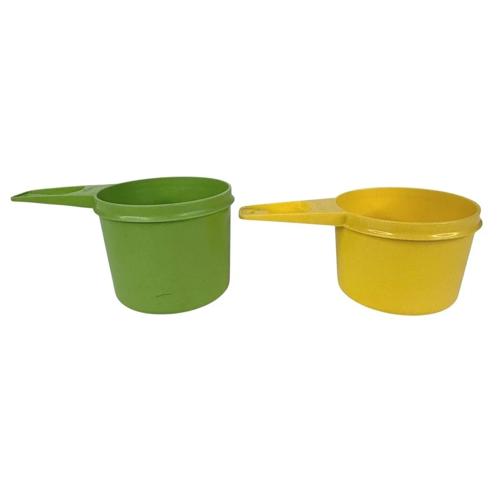 6 Tupperware Measuring Cups Apple Green Harvest Gold Vintage Nesting Set Yellow
